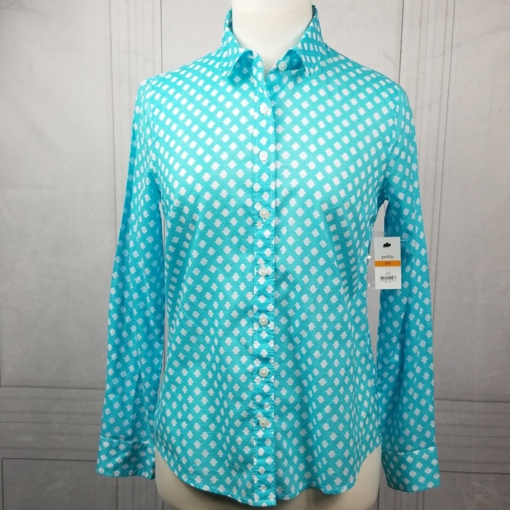 Crown & Ivy Petite Button Down Shirt